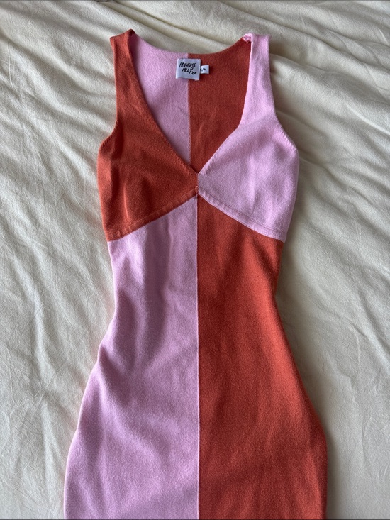 Princess Polly Dresses & Skirts - Princess Polly Pink and Rust Colorblock Knit Dress